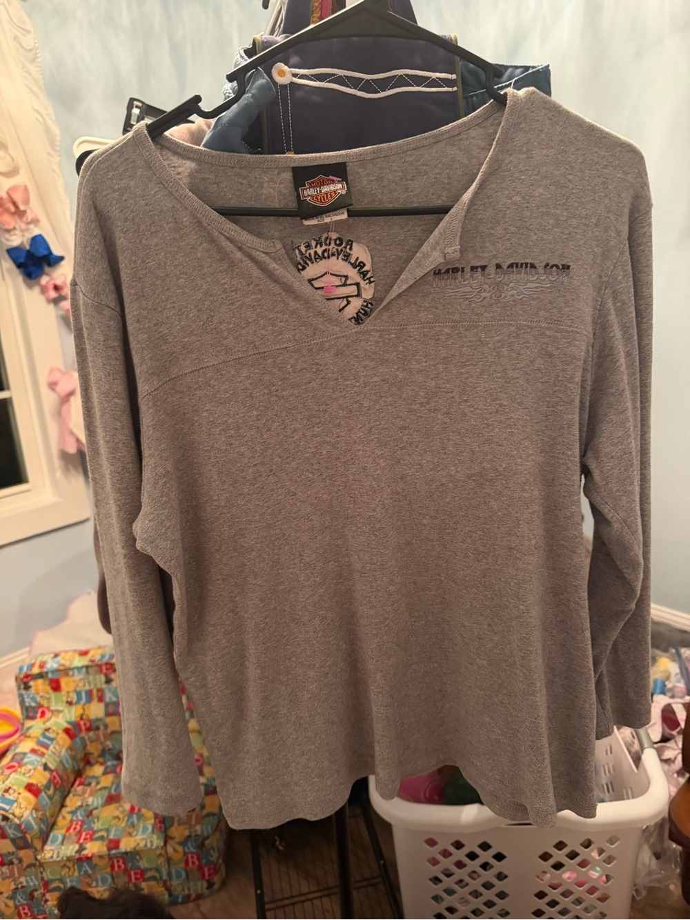Harley-Davidson Gray Tee with Orange and Black Logo - Picture 4 of 4